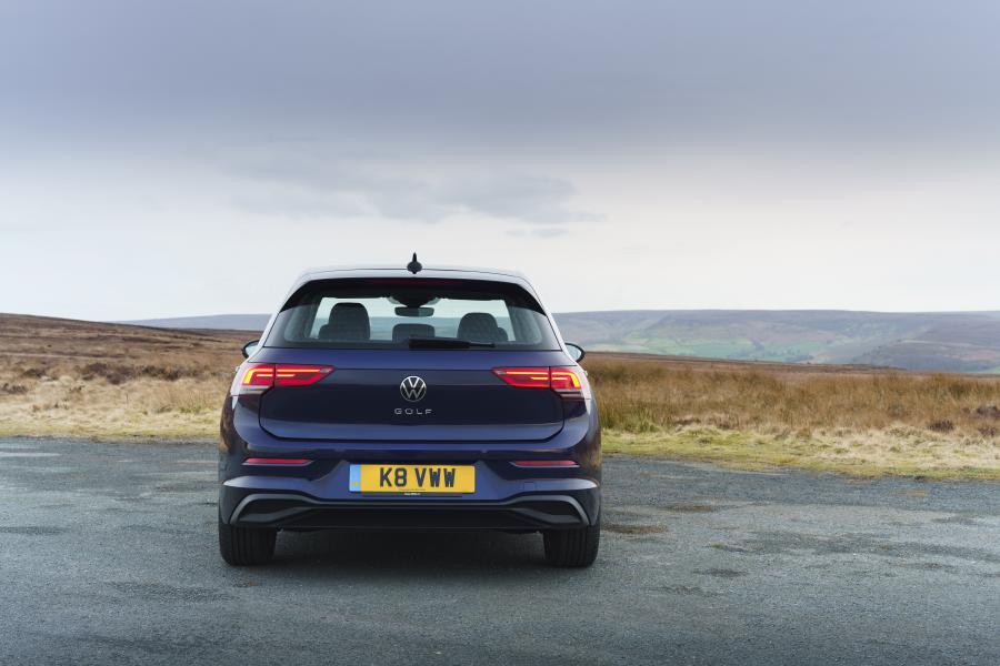  Volkswagen Golf Life 2020 года  (UK) (фото 30 из 40)